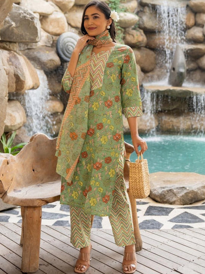 Dhiyona KL Women Green Pure Cotton Kurta Sets
