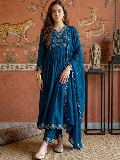 Women Ethnic Motifs Embroidered Empire Thread Work Kurta with Trousers & With Dupatta