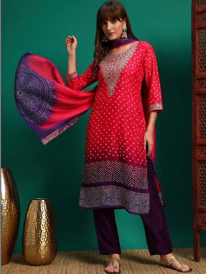 Women Printed Straight Kurta Set with Dupatta
