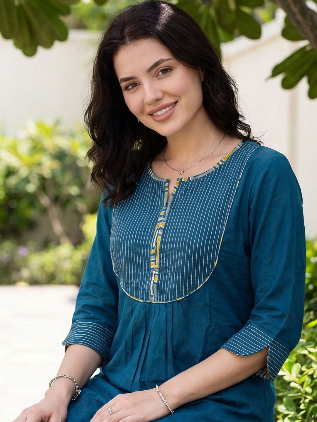 Women Regular Kurta with Trousers