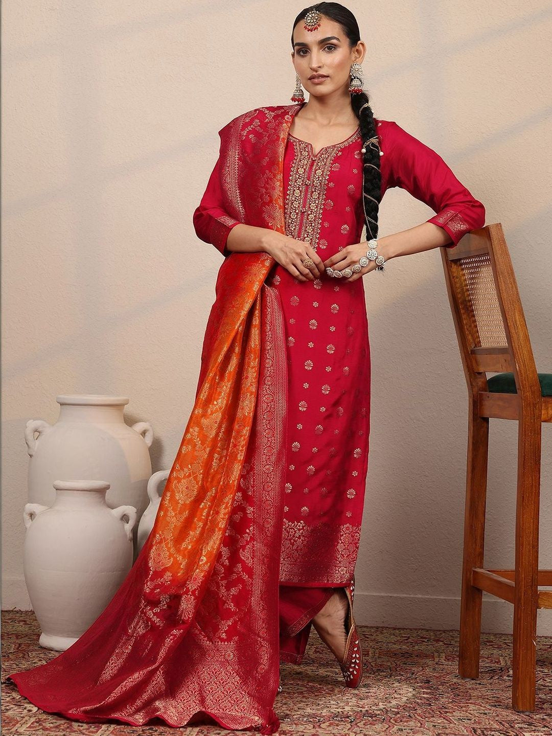 Women Regular Thread Work Kurta with Trousers & With Dupatta