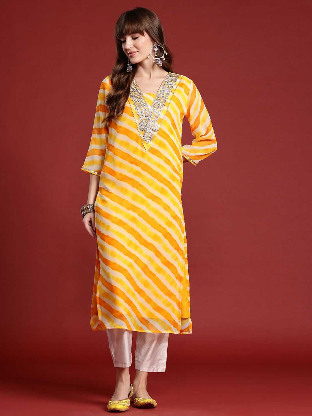 Dhiyona IE Leheriya Printed Gotta Patti Georgette Kurta