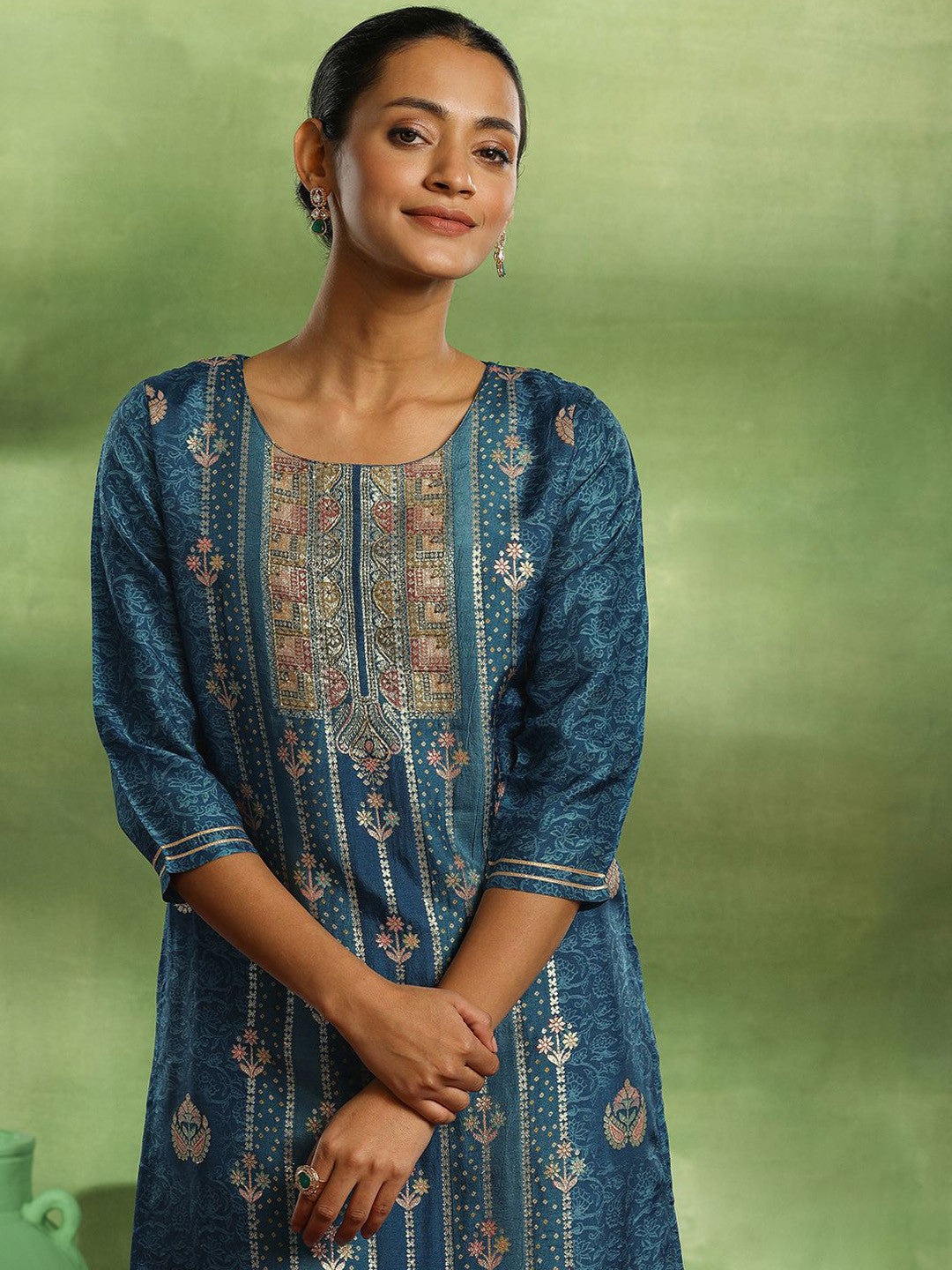 Floral Gotta Patti Republic Day Kurta with Trouser & Dupatta