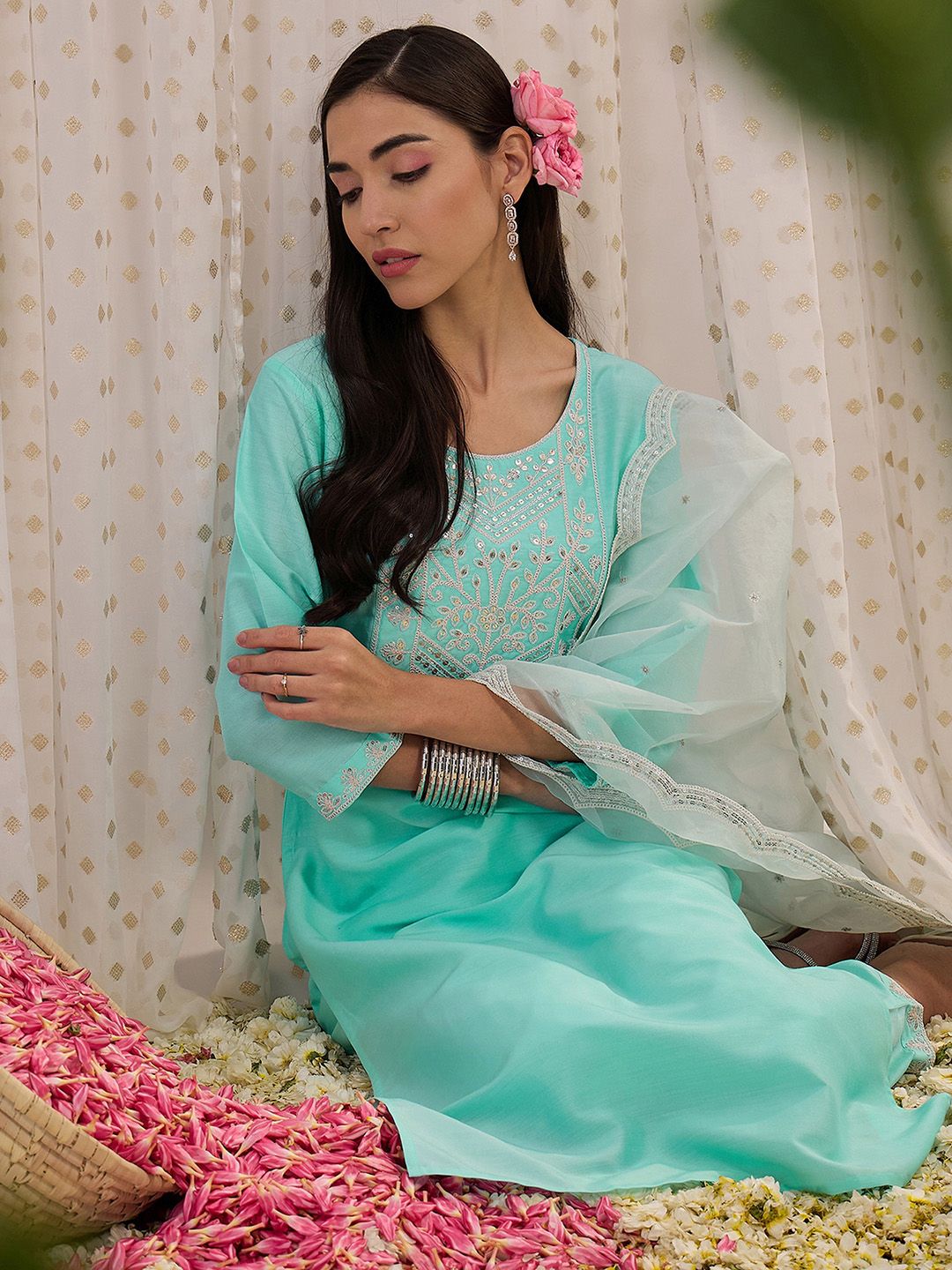 Floral Embroidered Regular Aari Work Kurta with Trousers & With Dupatta