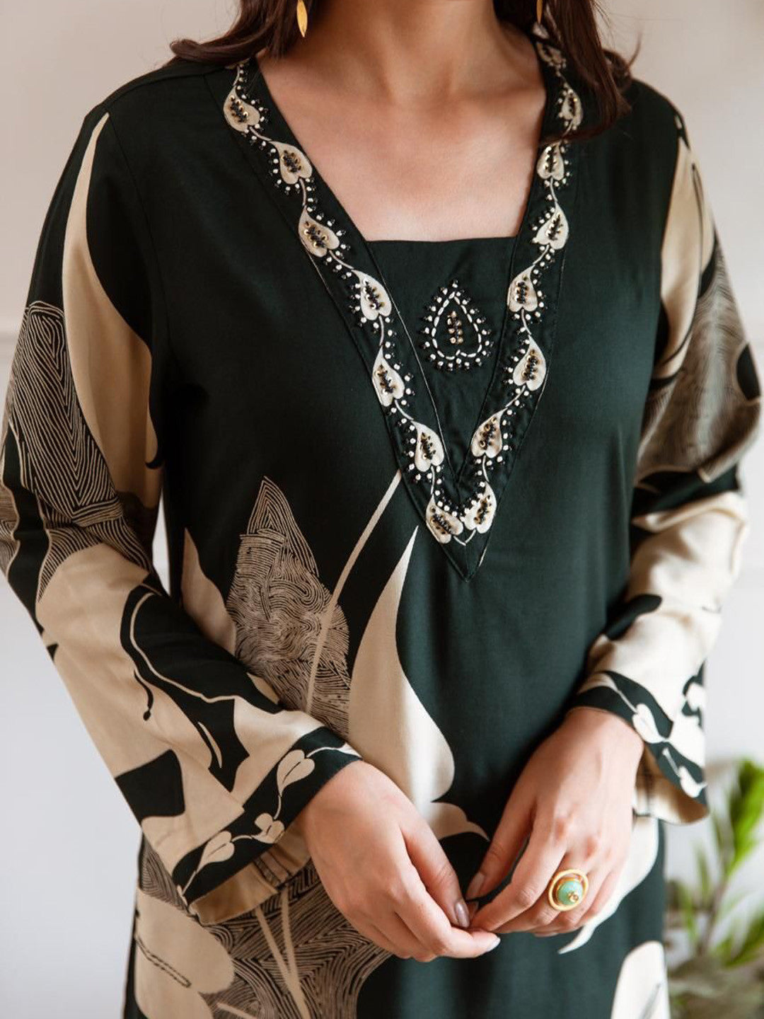 Women Printed Regular Beads and Stones Kurta with Palazzos