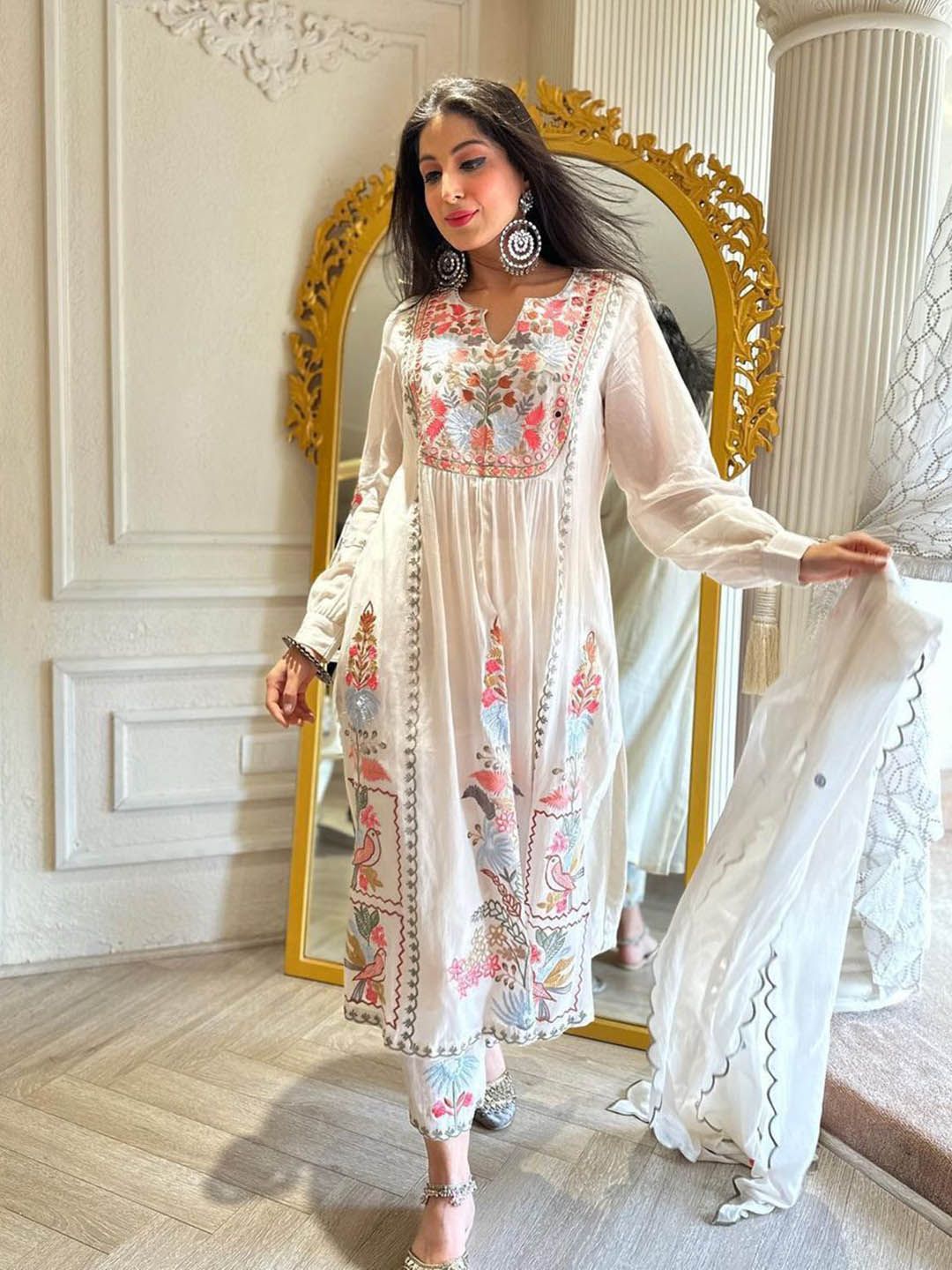 Dhiyona KL Floral Embroidered Pleated Straight Kurta with Palazzos & Dupatta
