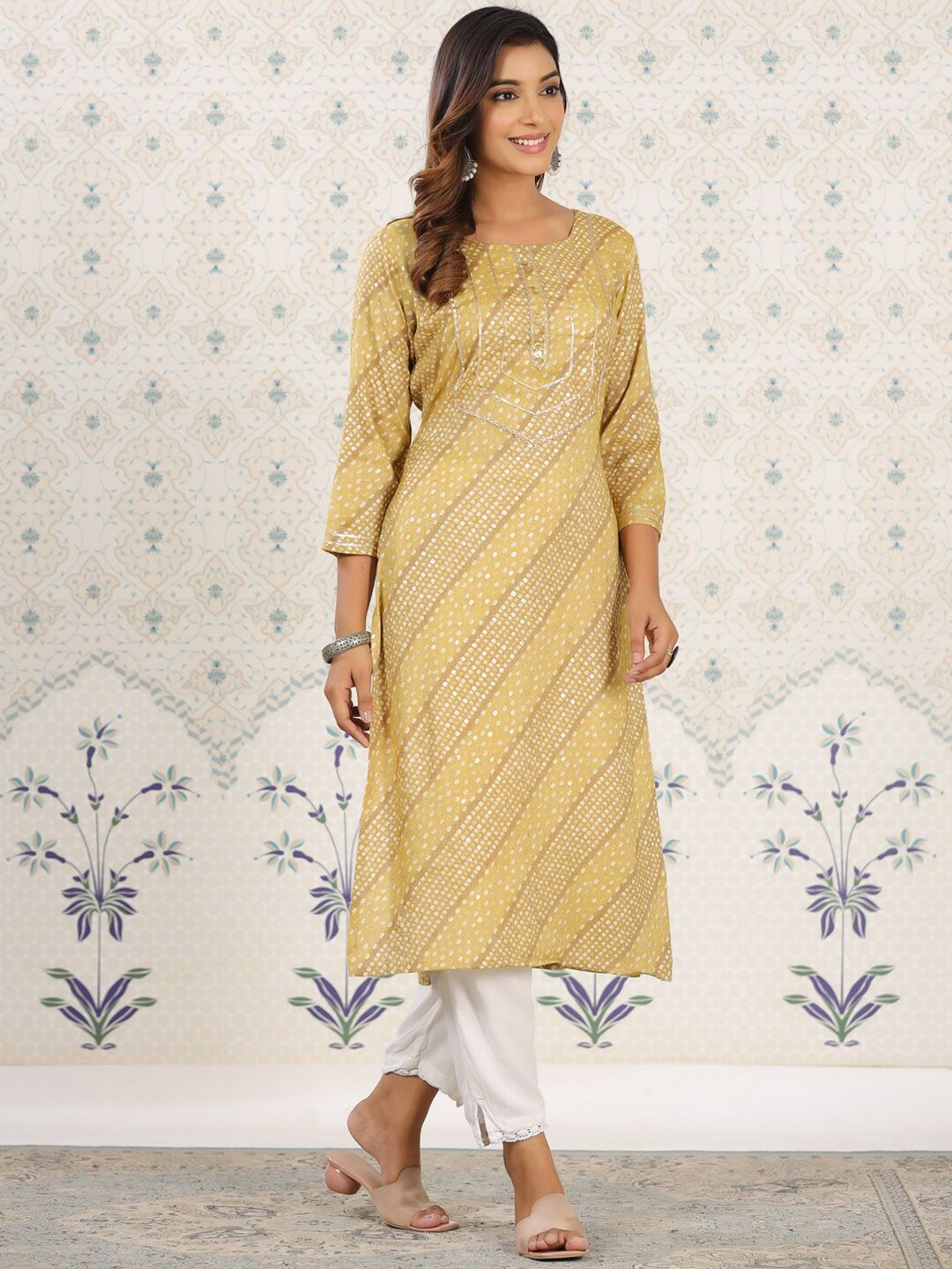Dhiyona OD  Ethnic Motifs Printed Gotta Patti Straight Kurta