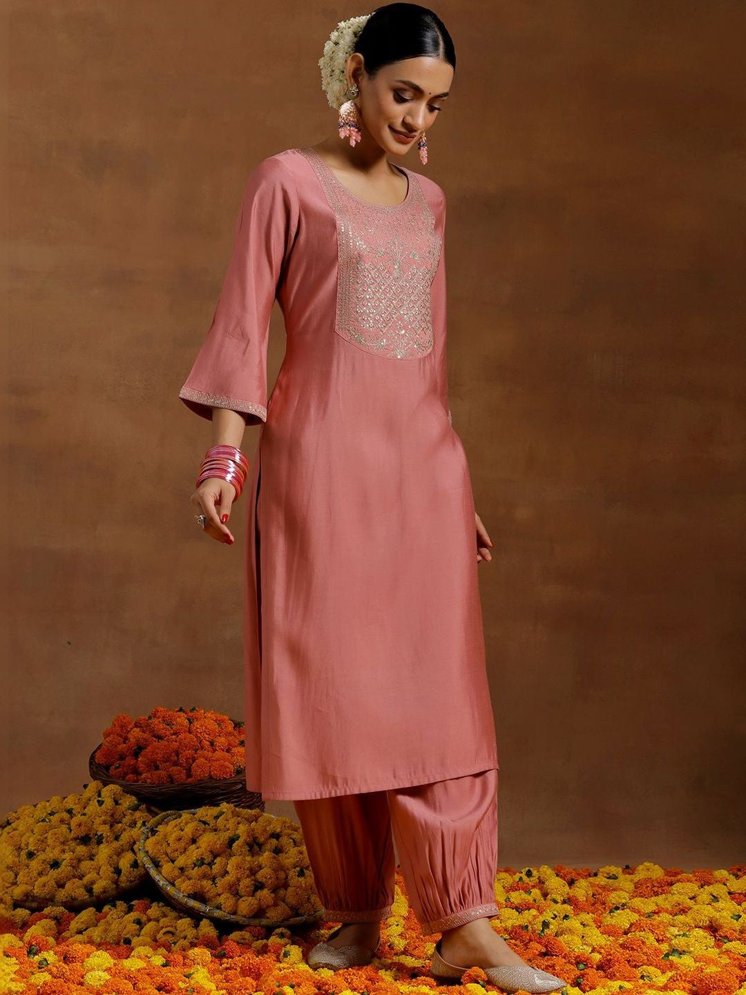 Women Floral Yoke Design Regular Kurta with Salwar & With Dupatta