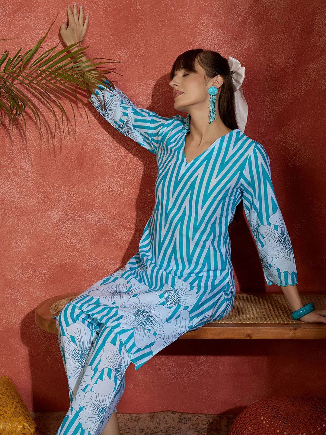 Women Floral Printed Regular Pure Cotton Kurta with Trousers