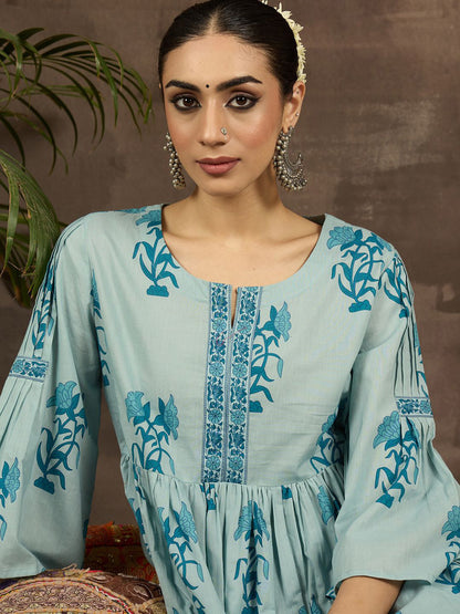 Women Floral Printed Pleated Pure Cotton Kurta Set