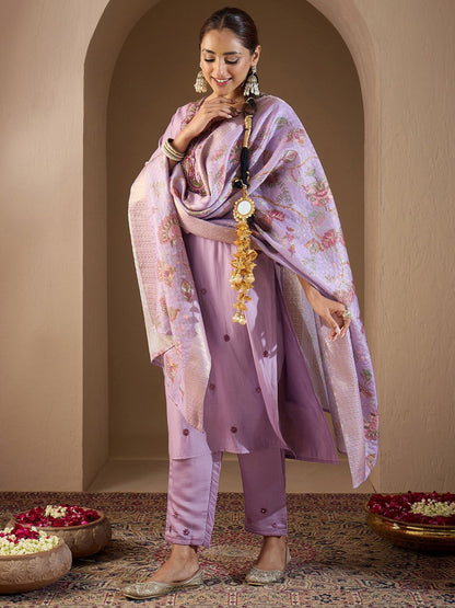 Women Floral Embroidered Regular Thread Work Kurta with Trousers & With Dupatta