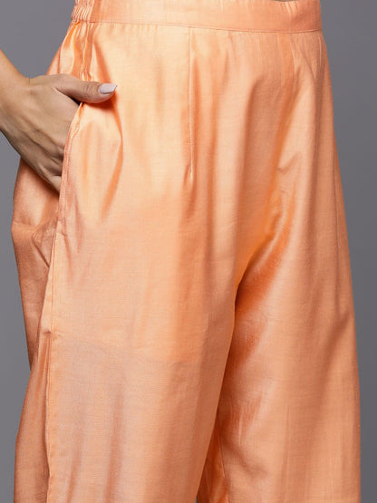 Dhiyona IE Women Floral Yoke Design Regular Thread Work Liva Kurta with Trousers & Dupatta