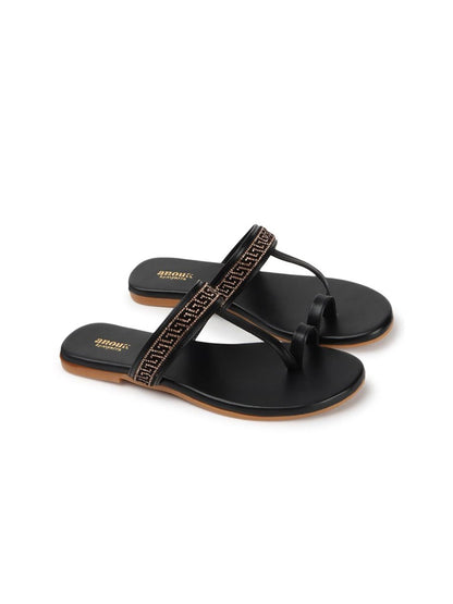 Dhiyona AK Women Embellished One Toe Flats