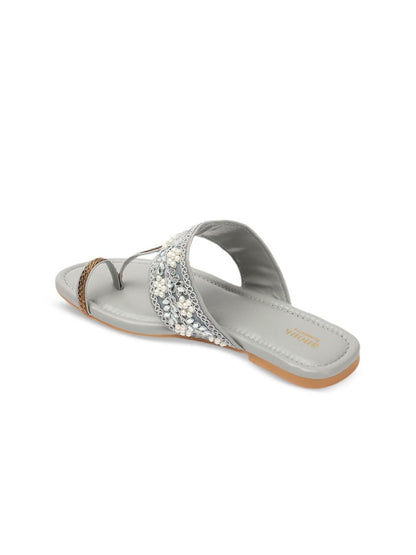 Dhiyona AK Floral Embellished Embroidered Open One Toe Flats
