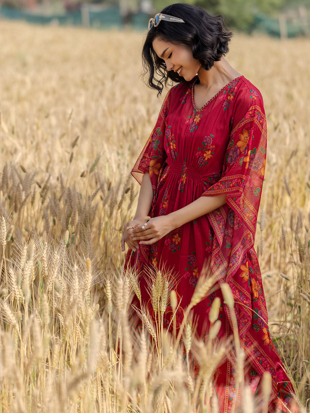 Women Floral Printed Kurta with Trousers