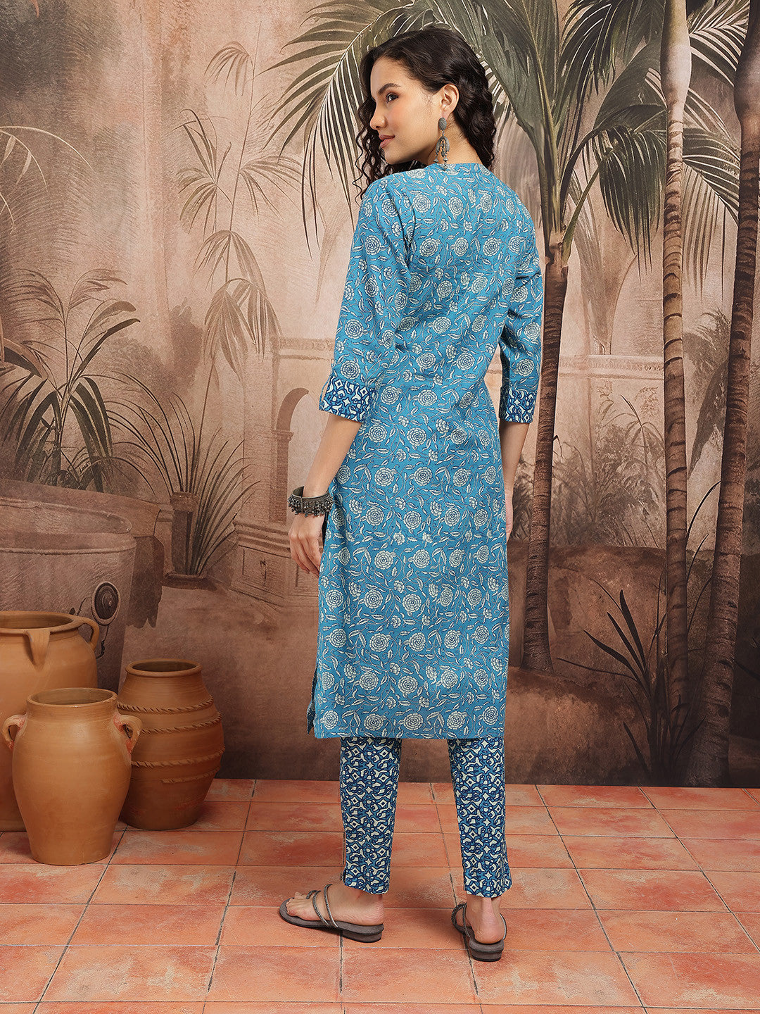 Floral Printed Regular Pure Cotton Kurta with Trousers