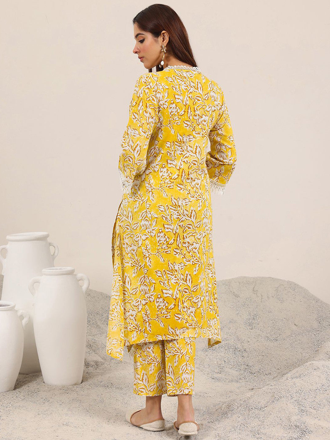 Floral Printed V-Neck A-Line Kurta With Trousers