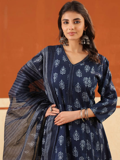 Printed Pure Cotton Sweetheart Neck Kurta & Trousers With Dupatta
