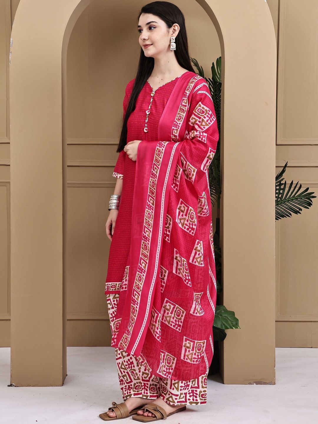 Dhiyona KL Women Printed Cotton Blend Kurta Sets With Dupatta