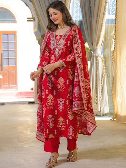 Dhiyona KL Women Ethnic Motifs Printed Regular Thread Work Kurta with Trousers & With Dupatta