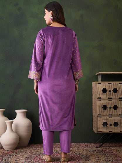 Winterwear velvet V-Neck Kashmiri Phiran Kurta & Trouser