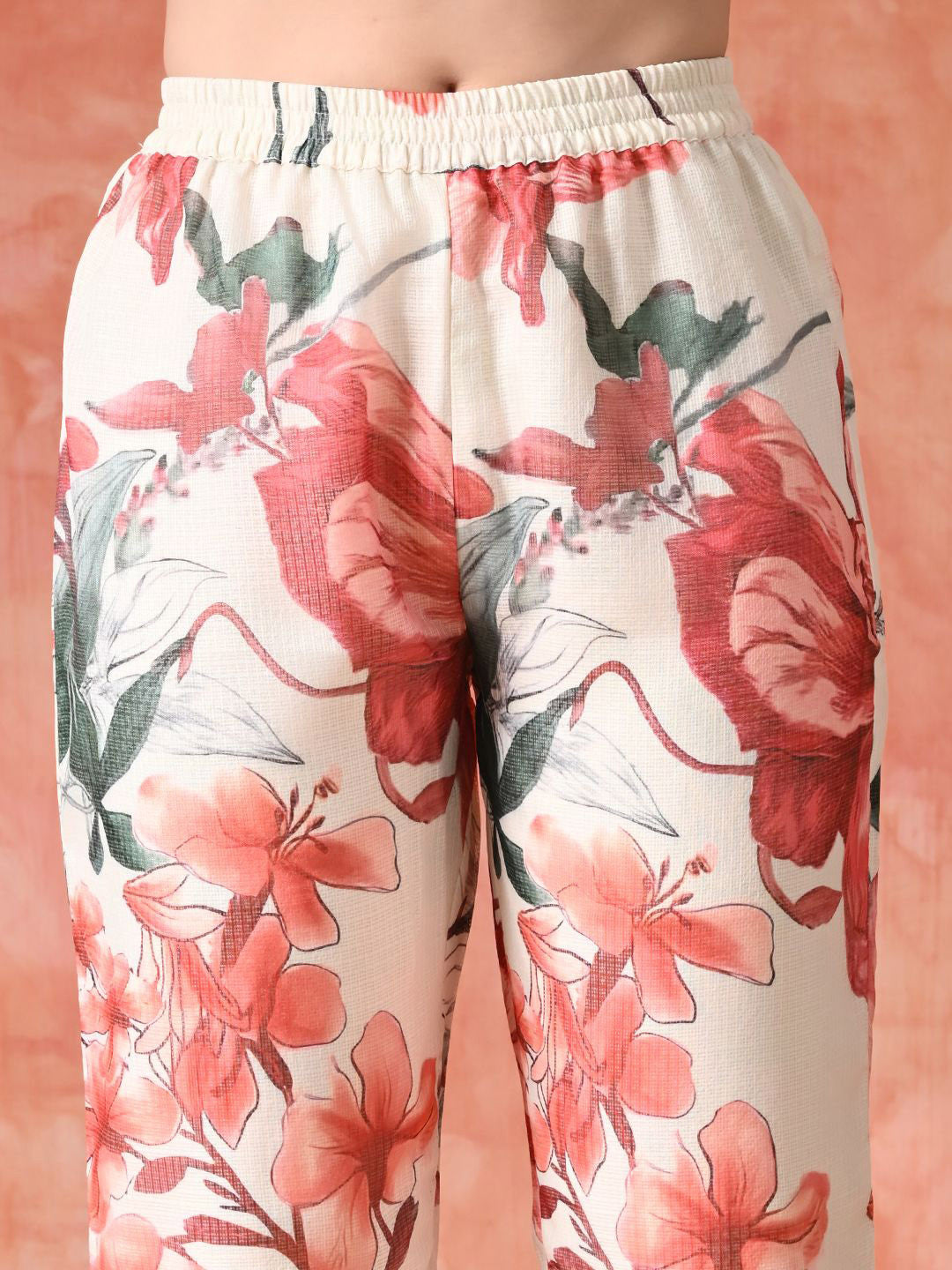Women Floral Printed A-Line Kurta With Trouser Set