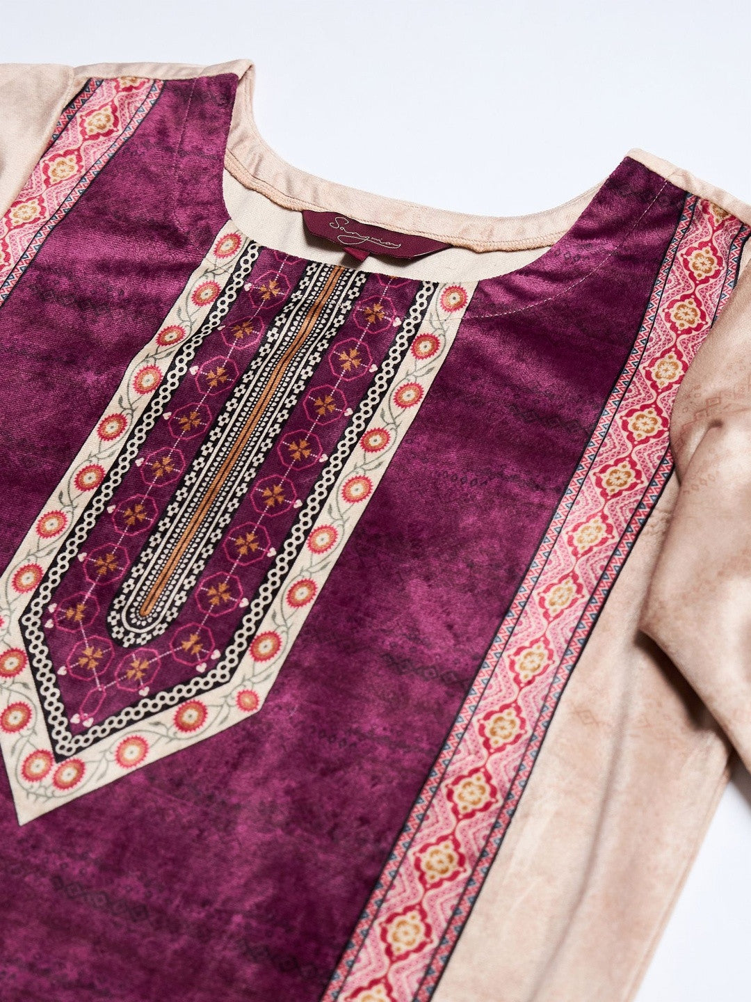 Heavy Velvet with floral Motif kurta set with Dupatta