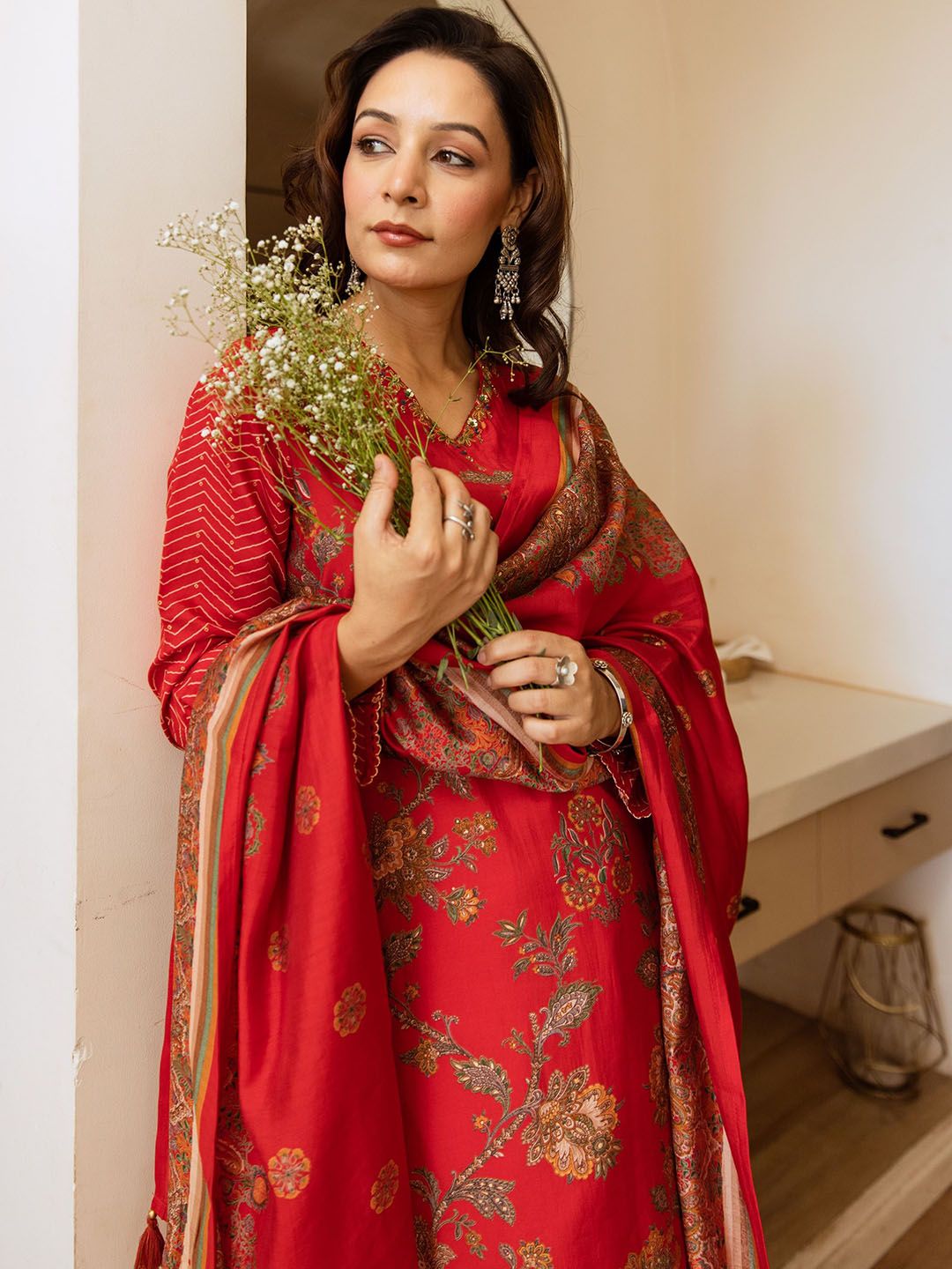 Dhiyona KL Women Floral Printed Kurta with Palazzo & Dupatta