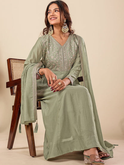 Women Floral Embroidered Empire Thread Work Kurta with Trousers & With Dupatta