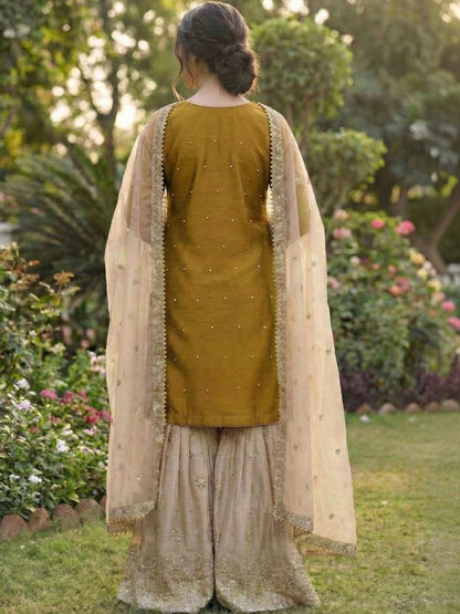 Dhiyona KL Women Ethnic Motifs Embroidered Regular Thread Work Kurta with Sharara & With Dupatta