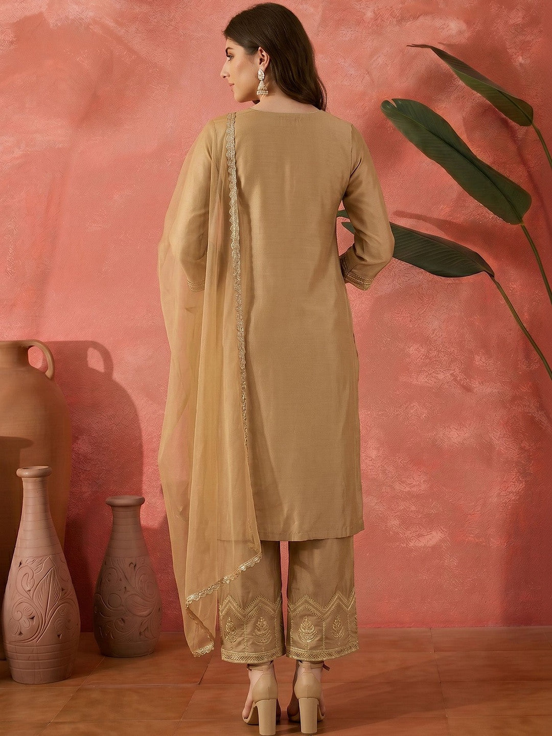 Embroidered Round Neck Kurta Sets