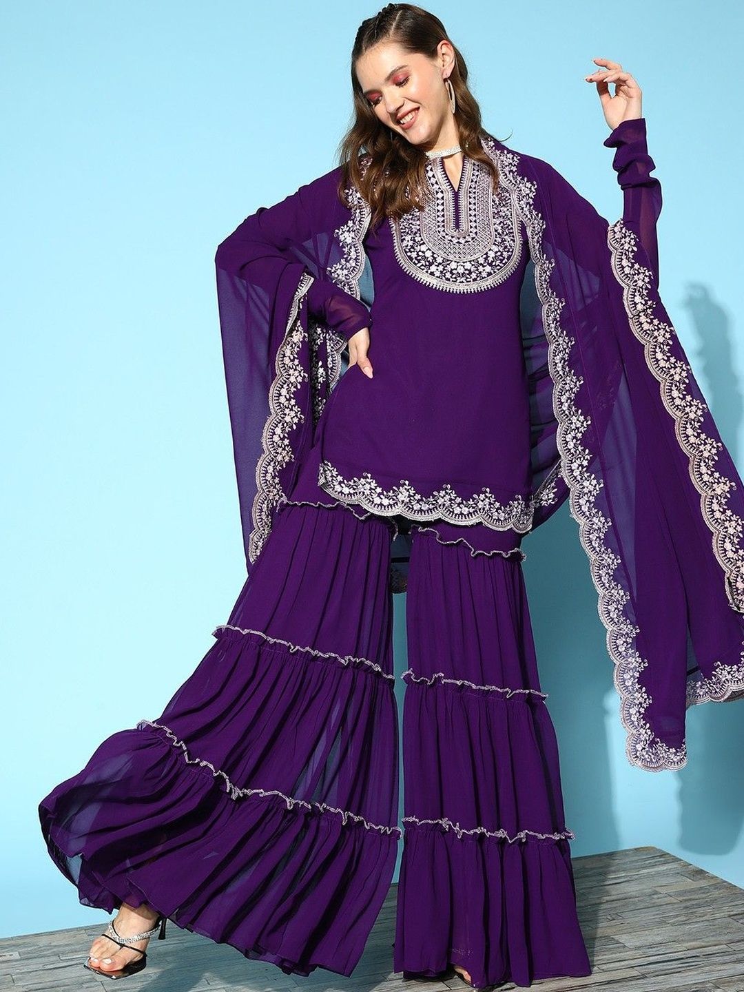 Dhiyona KL Women Ethnic Motifs Embroidered Regular Thread Work Kurta with Sharara & With Dupatta
