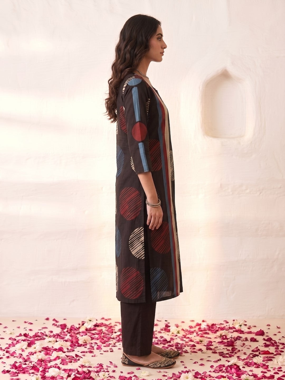 Swades jet cotton printed suit set