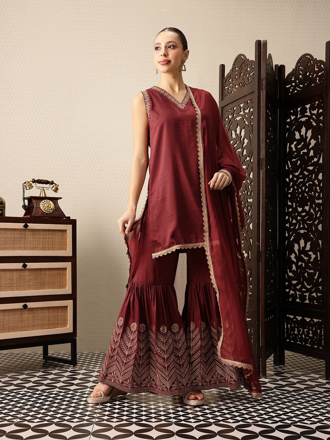 Dhiyona HOP Embroidered V-Neck Thread Work Jashn Kurta with Sharara & Dupatta
