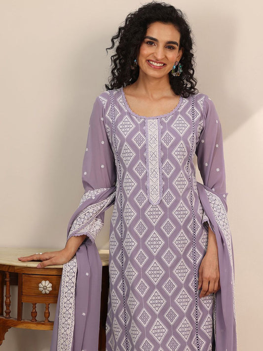 Dhiyona LL Floral Embroidered Thread Work Georgette Kurta With Trouser And Dupatta