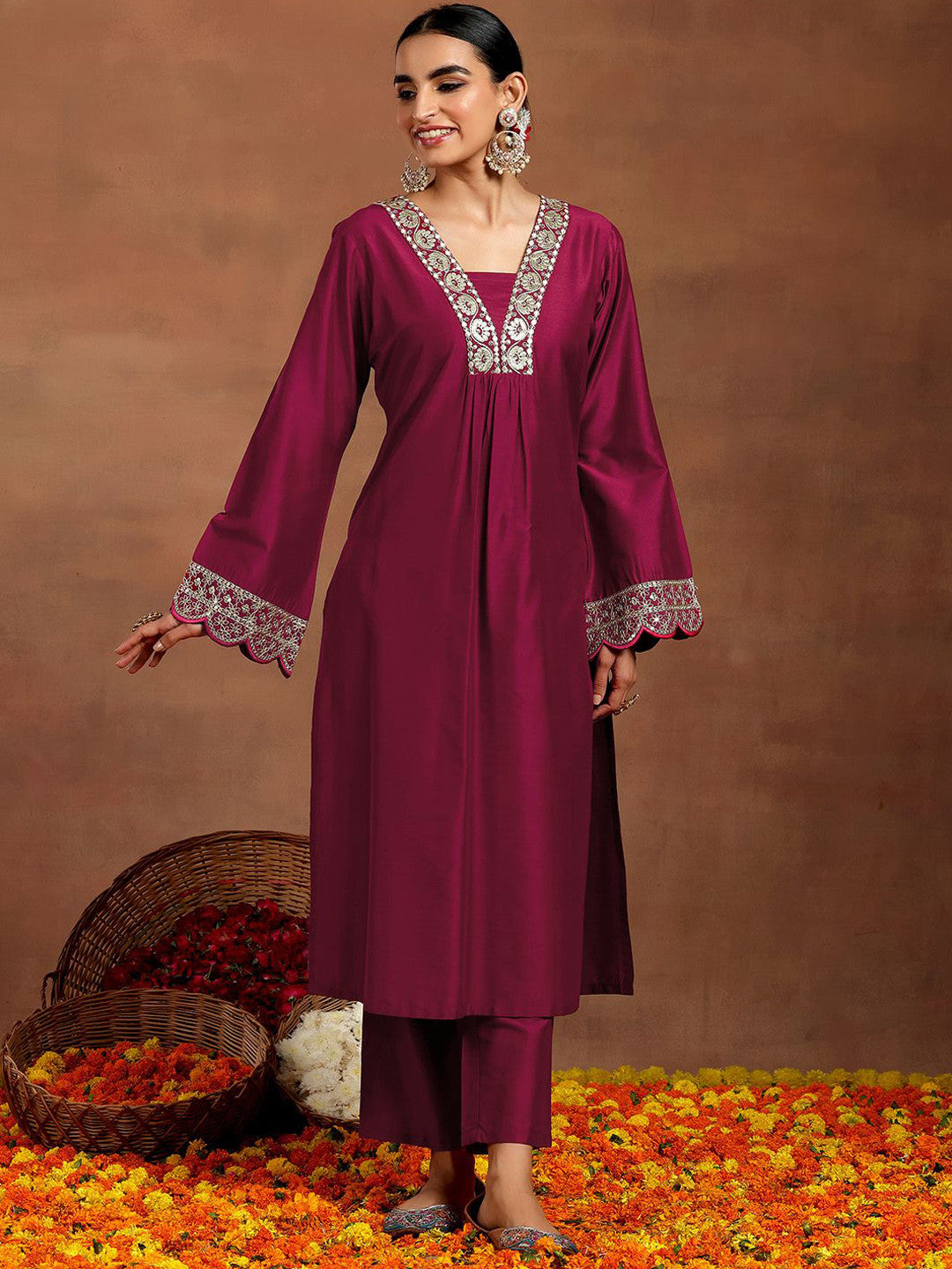 Women Floral Yoke Design Pleated Kurta with Trousers