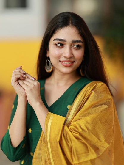 Dhiyona KL Women Regular Kurta with Trousers & With Dupatta