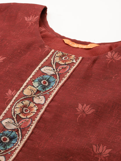 Ethnic Motifs Embroidered Thread Work Chanderi Silk Kurta With Trousers & Dupatta