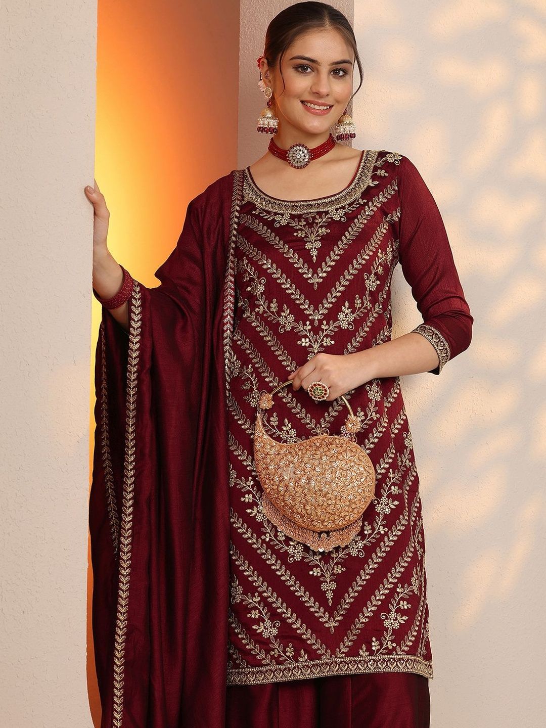 Dhiyona LL Women Ethnic Motifs Embroidered Regular Kurta with Palazzos & With Dupatta