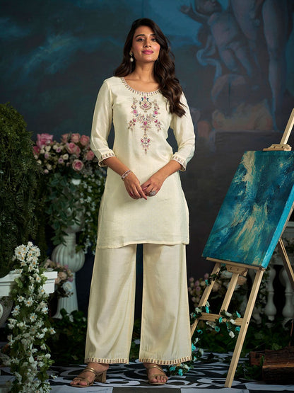 Dhiyona CH Women Floral Yoke Design Kurti with Palazzo