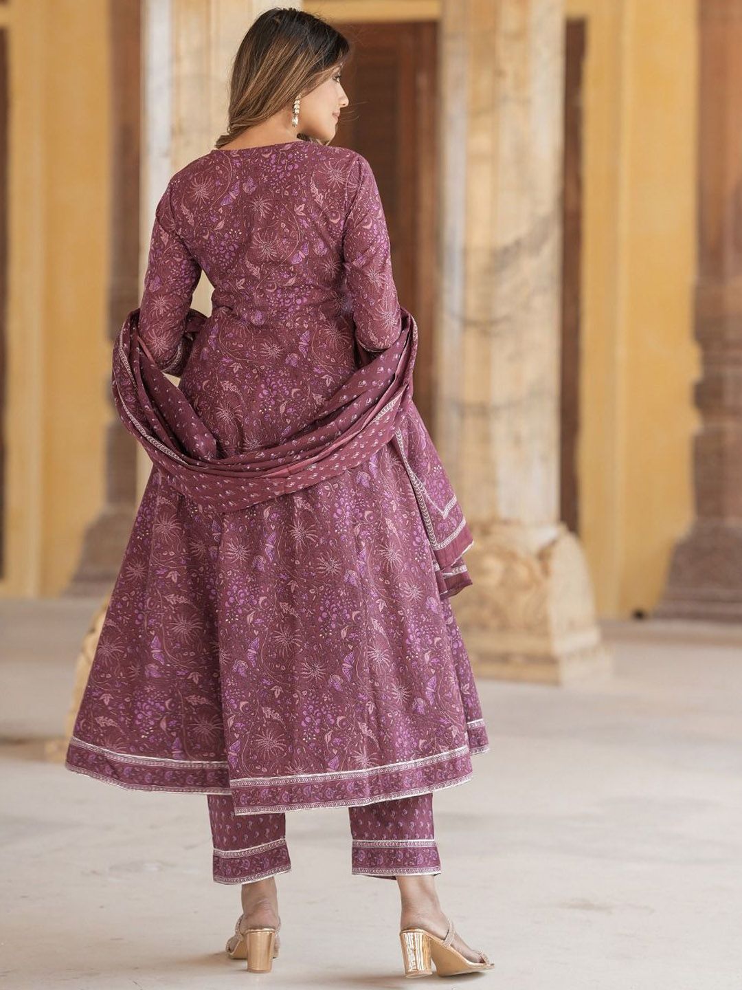 Dhiyona KL Ethnic Motifs Printed Pure Cotton Anarkali Kurta With Trousers & Dupatta