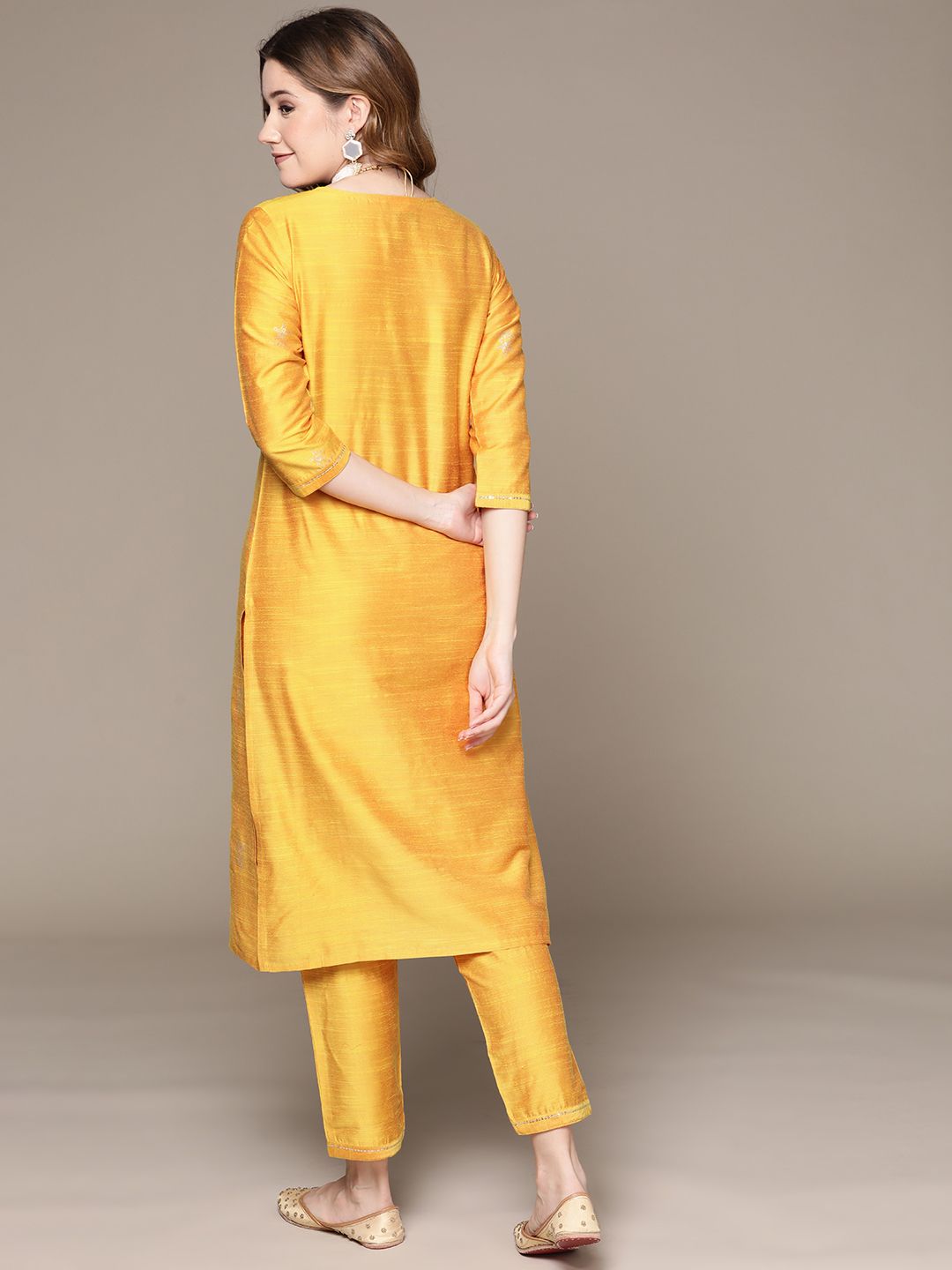 Dhiyona IS Women's Women Yellow Ethnic Motifs Printed Sequinned Kurta with Trousers
