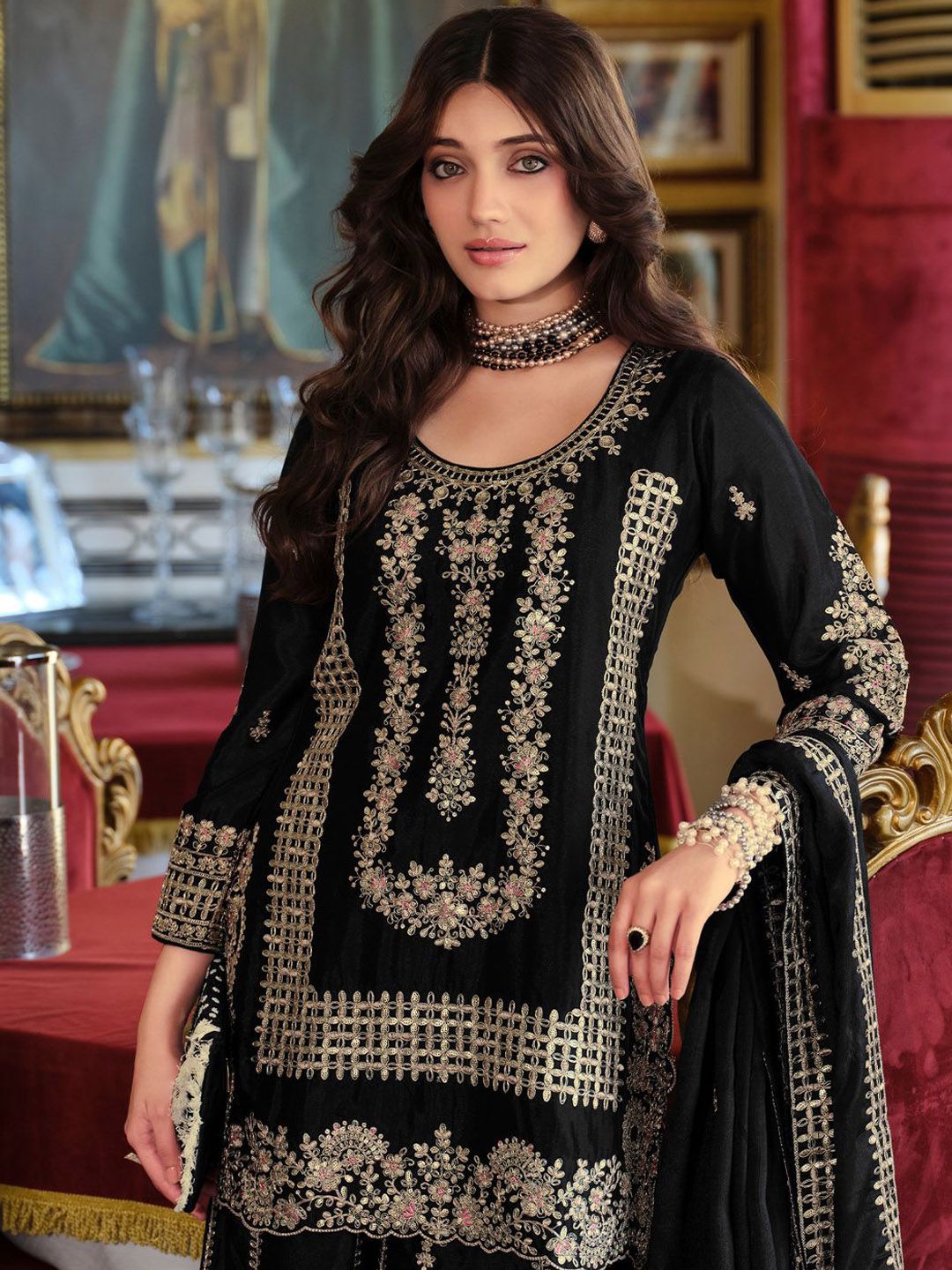 Dhiyona IE Floral Embroidered Round Neck Chinon Zari Straight Kurta & Palazzos With Dupatta