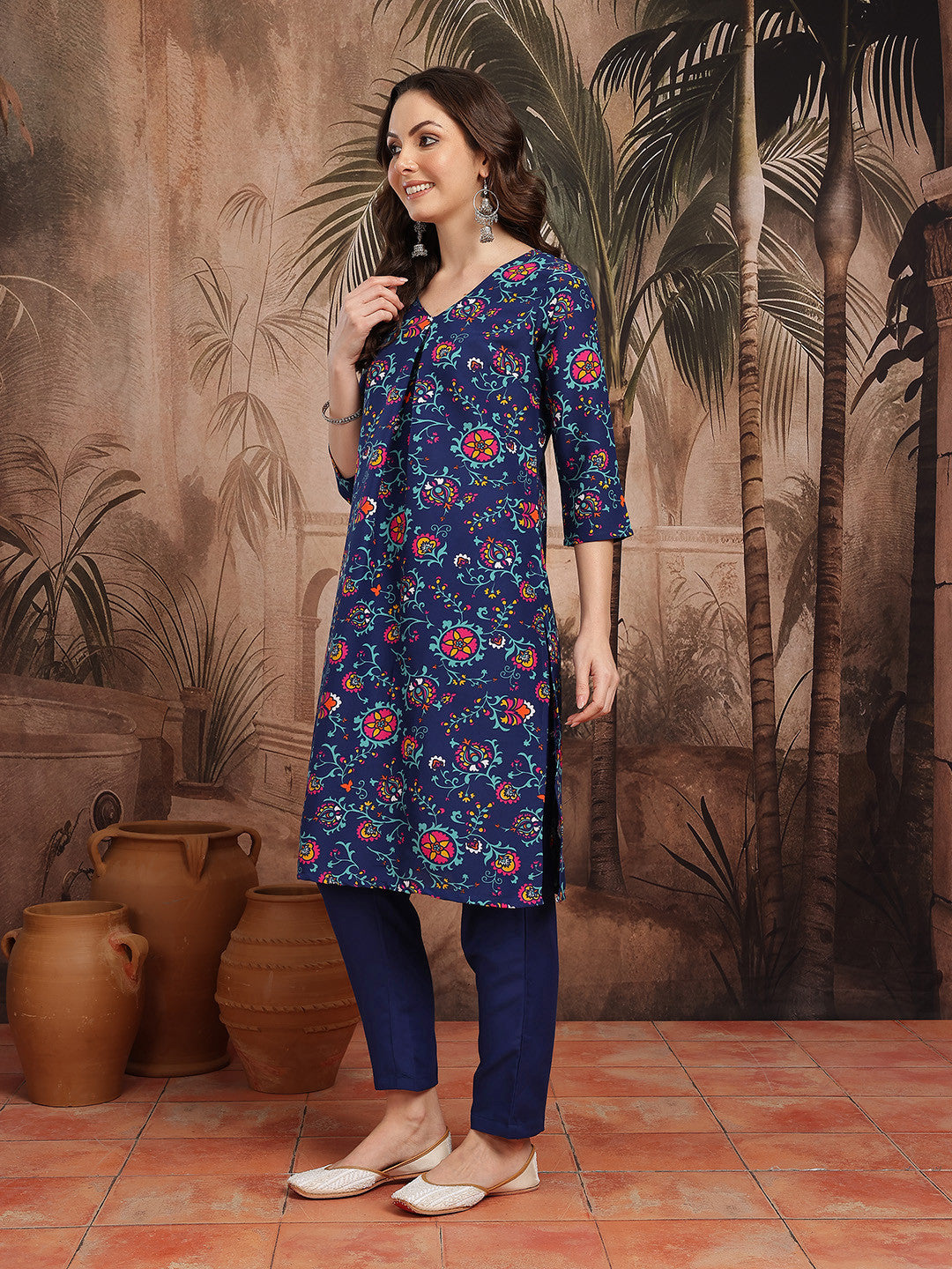 Indie Floral Printed Regular Kurta with Trousers