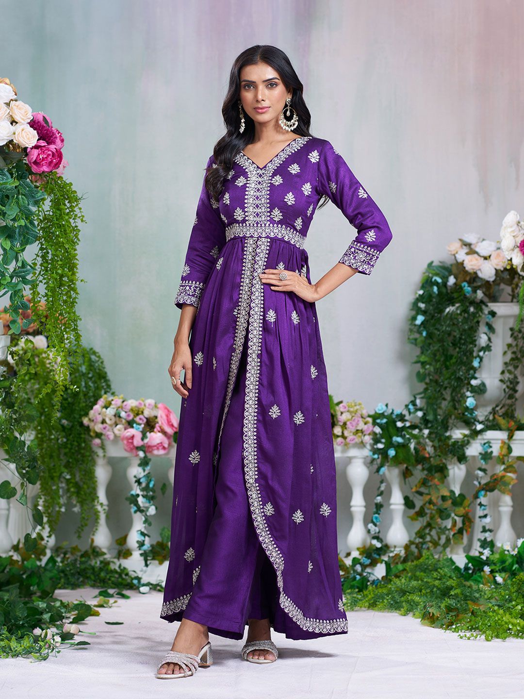 Dhiyona CH Women Floral Embroidered A-Line Kurta with Trousers