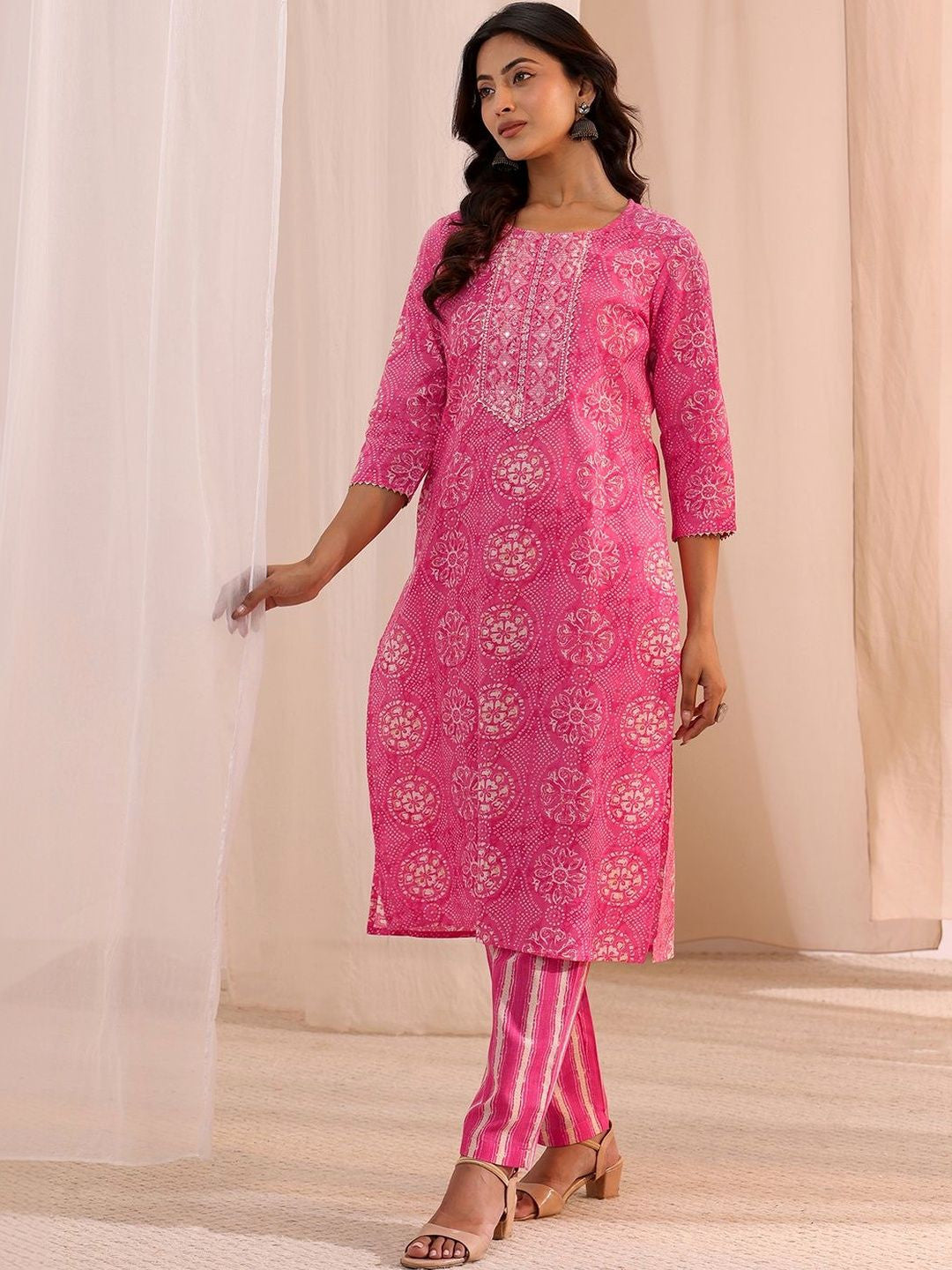 Women Ethnic Motifs Printed Regular Thread Work Kurta with Trousers & With Dupatta
