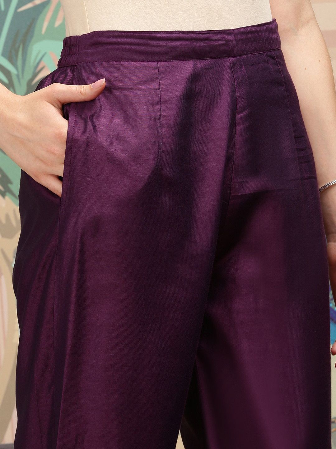 Dhiyona IS Women's Purple Floral Printed Thread Work Straight Kurta With Trousers & With Dupatta