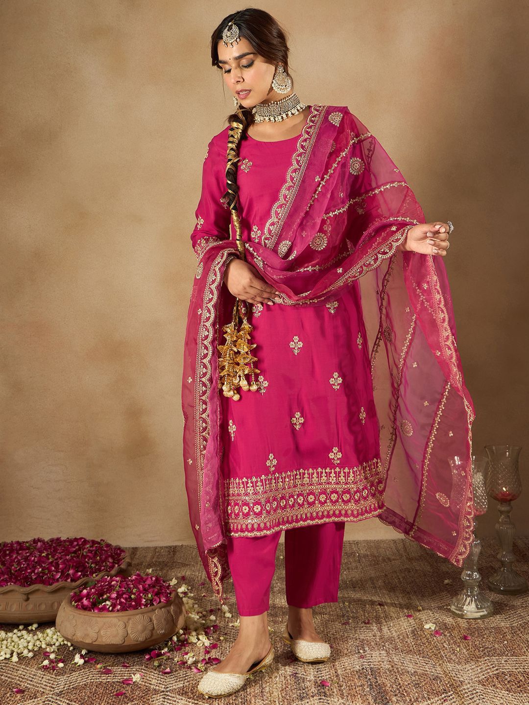 Women Floral Embroidered Regular Sequinned Kurta with Trousers & With Dupatta