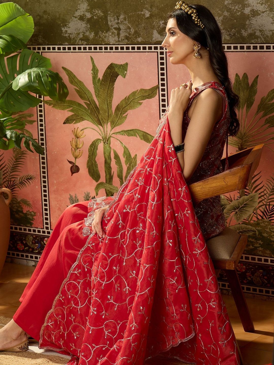 Dhiyona SN Embroidered Round Neck Straight Kurti & Sharara With Dupatta