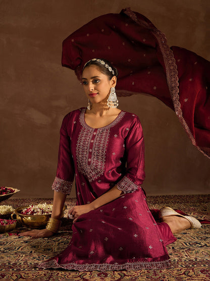 Ethnic Motifs Embroidered Thread Work Straight Kurta with Trousers & Dupatta